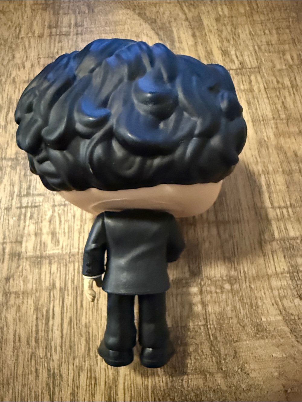 Funko Pop! Edgar Allen Poe Figure Holding Skull - Black and Cream - Picture 4 of 4